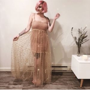 Elegant Gold Women's Dress